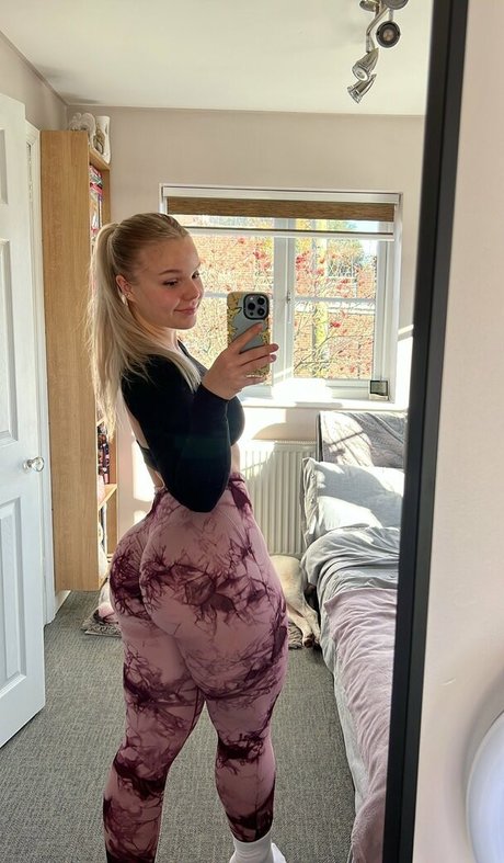 MommyMewtwo porn model archive