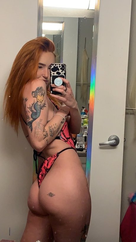 Indoor wilding naked pornstar pictures