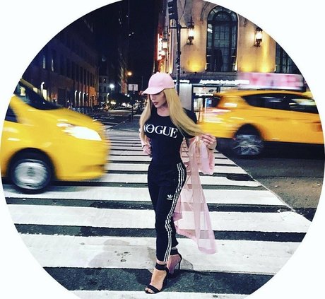 mom daughter onlyfans pornos photos