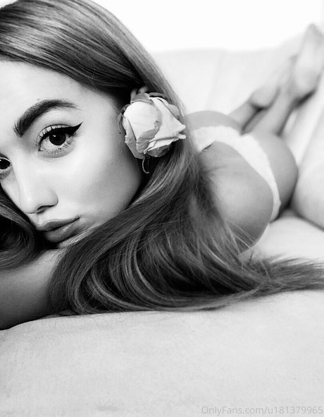 nancyyyyy pretty pornstar picture