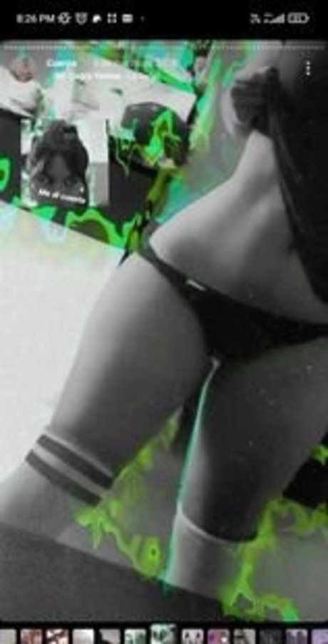 mic4ela diaz model high quality img