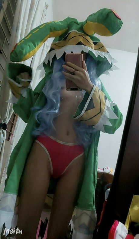 Maika Yinghua porn star galleries