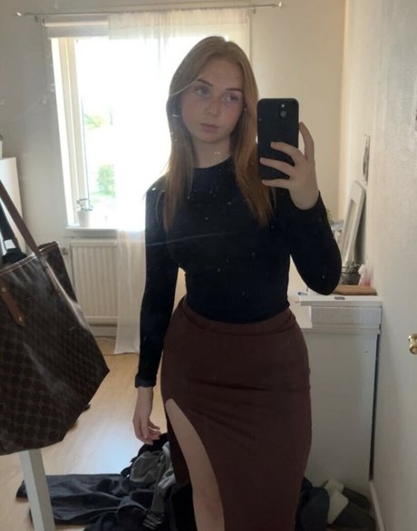 squat riding onlyfans hot sexy picture