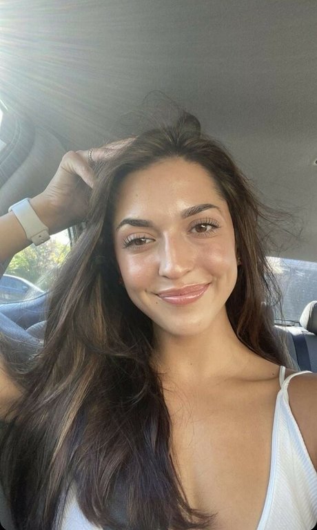 builtbybells pornstar nice photo