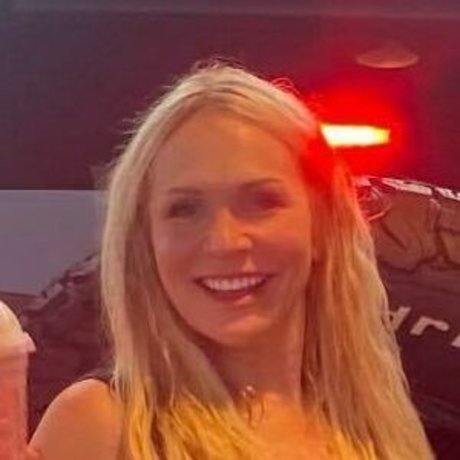 Barbara Alyn Woods top pornstar photos