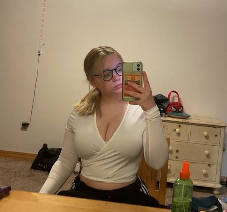 Xfume hd pornstar img