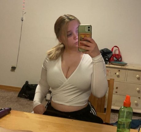 goth onlyfans beautiful pictures