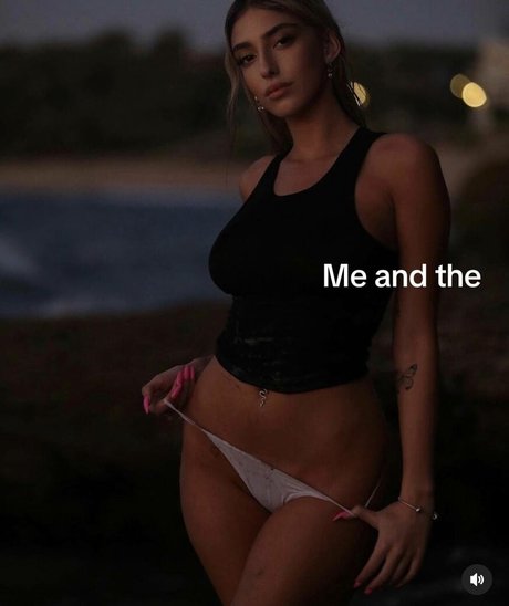 May Arev star perfect picture