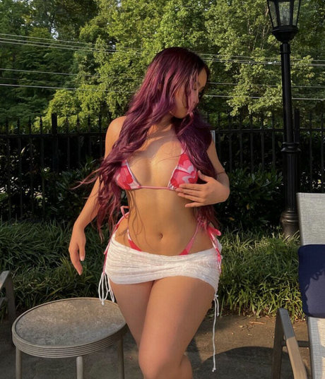 Julianarmah sexy actress pic