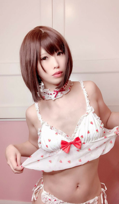 Glossy Rabbit pornstar pretty pics