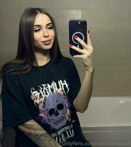 nastynesquick model nudes picture