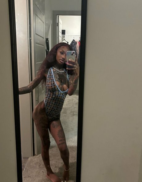 luvenchanting pretty pornstar image