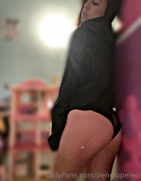penelopear xxx pornstar img