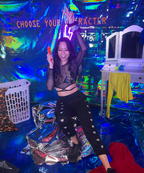 monnietings model beautiful photo