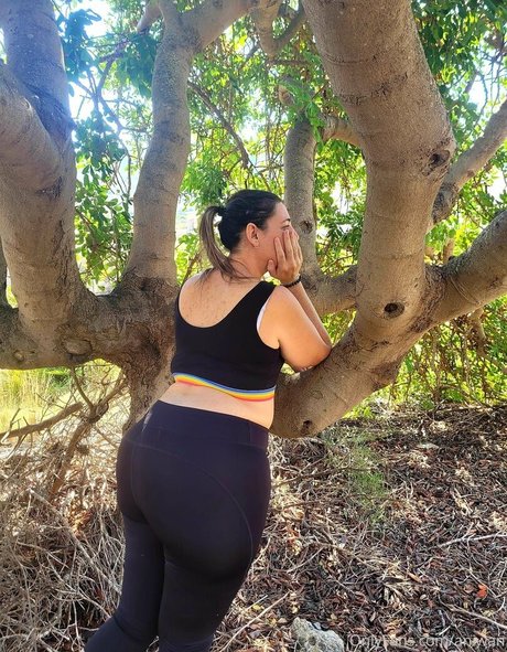 aniwan beautiful pornstar image