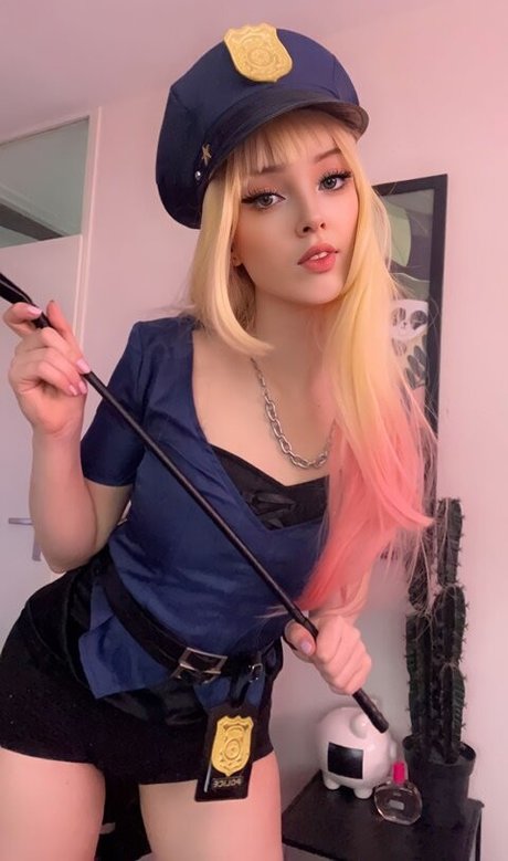 OMGPopx model sexy pics