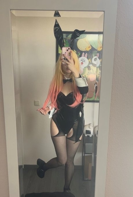 OMGPopx xxx pornstar picture