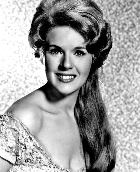 Connie Stevens hd model gallery