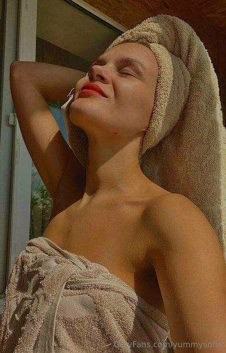 yummysofie model porn img