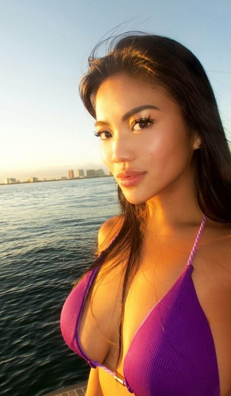 annaslifelux star erotic archive