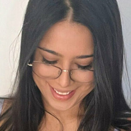 iamdakotababy hd actress pics