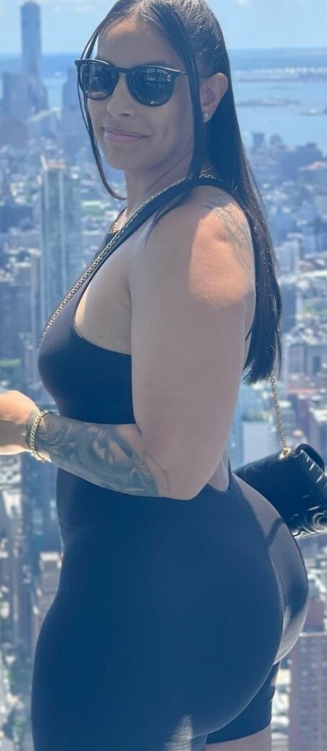 squat riding onlyfans sexy nudes pictures