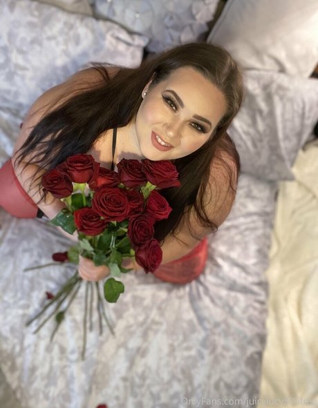 juicylucy505free pretty pornstar image