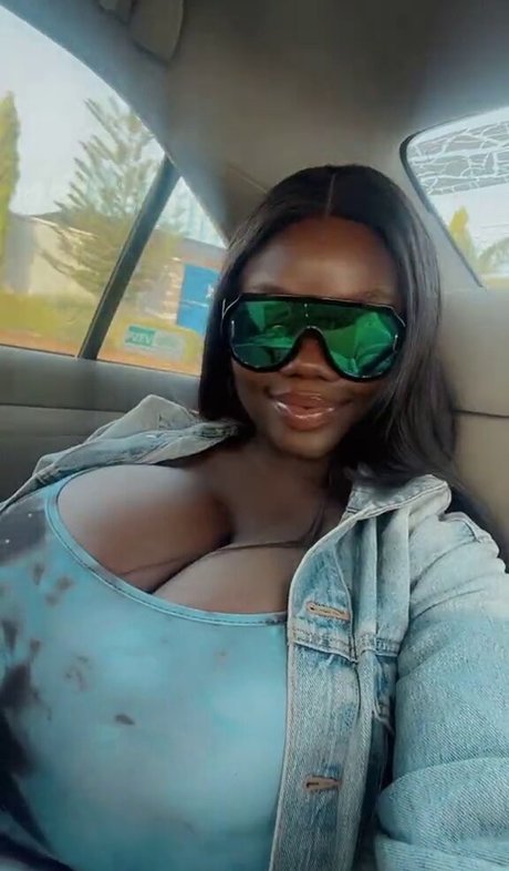 Chanel La Croix erotic star archive