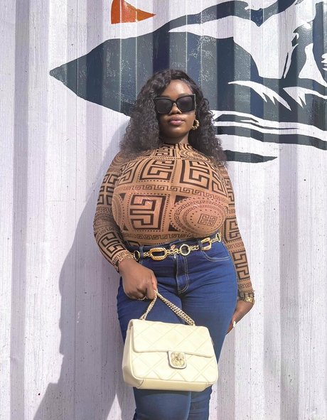 Chanel La Croix star hot photo