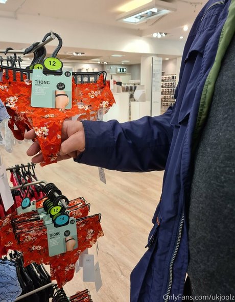 ukjoolz porn star pic