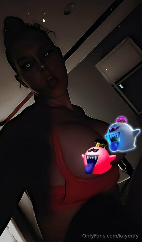 Kayeufy hd model pic