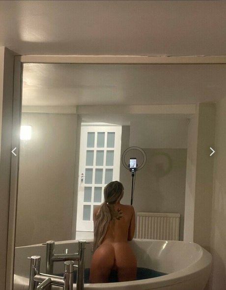 Ellie Nuttall star hd photo