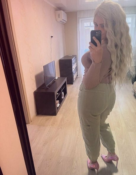 barbiesizebabe top star gallery