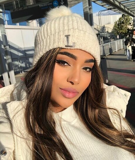 Thayana Babyy adult actress pics