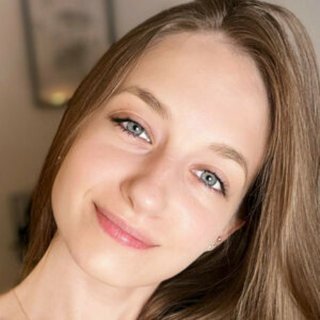 Lisadere xxx model pic