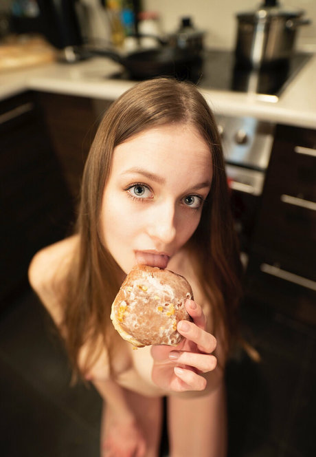 Lisadere erotic star images