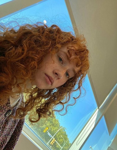 naomime art actress photo