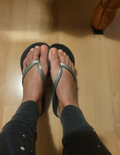 blonde femboy onlyfans nudes archive