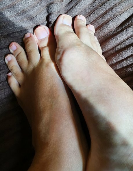 tippystastytoes naked model archive