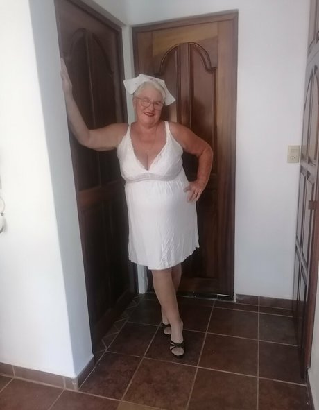 fungrannies model xxx pic