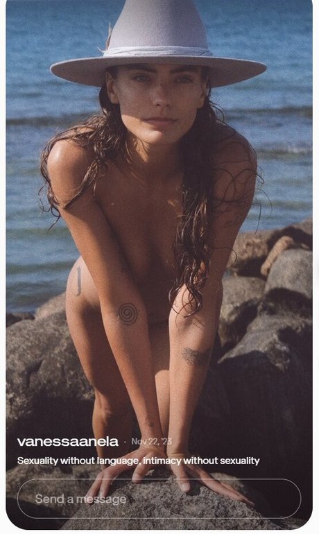 Vanessa Moe star sexy images