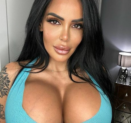 Holly James star free galleries