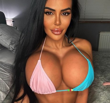 Holly James nude pornstar img