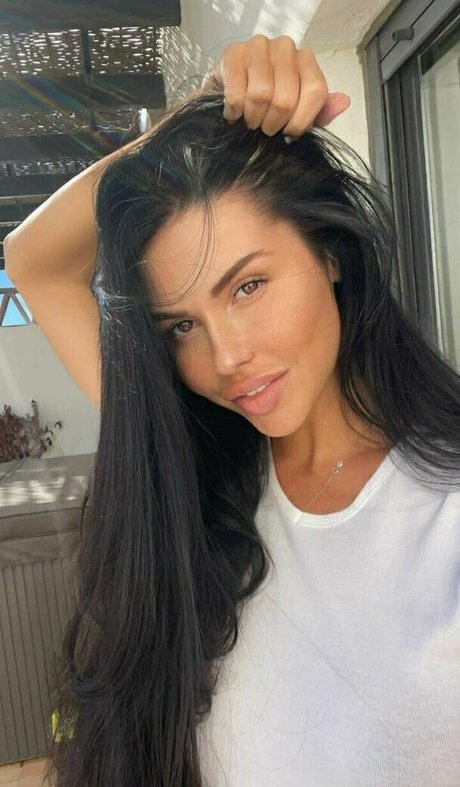 leyla night best model photo