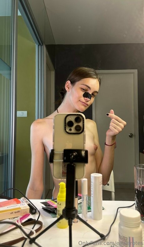 ellieerotes xxx pornstar pic