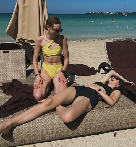 Katherine Hudson sexy actress galleries