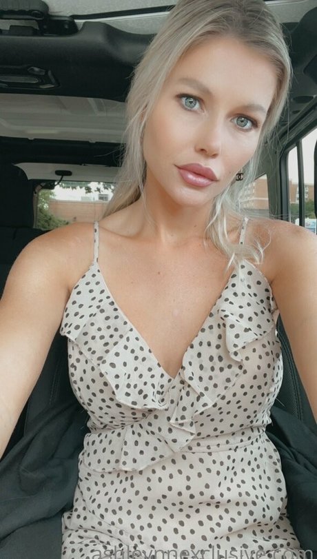 ashleybelle sexy star pic