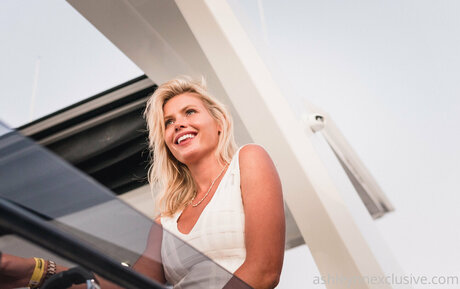 ashleybelle adult star img