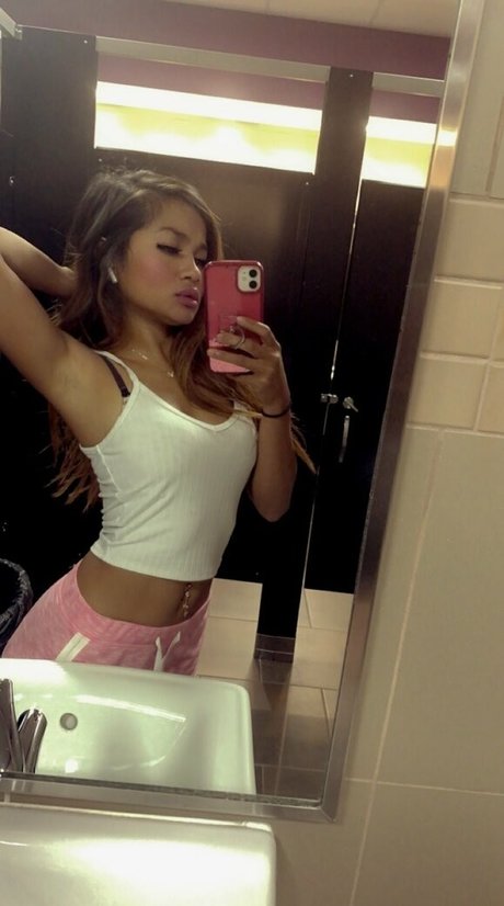 cutieonline11 star nude galleries