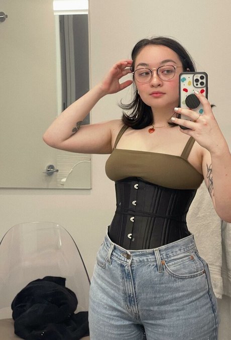 Mxmtoon exclusive pornstar archive